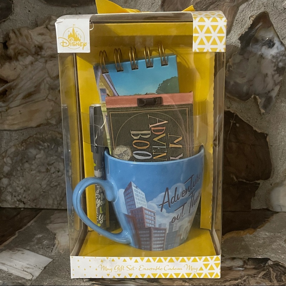 🔥1 day sale🔥 Disney’s UP gift set